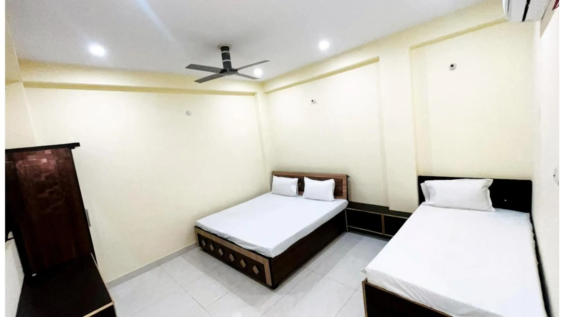 Kashi Nagri Varanasi With Best Facilities And City View Indien