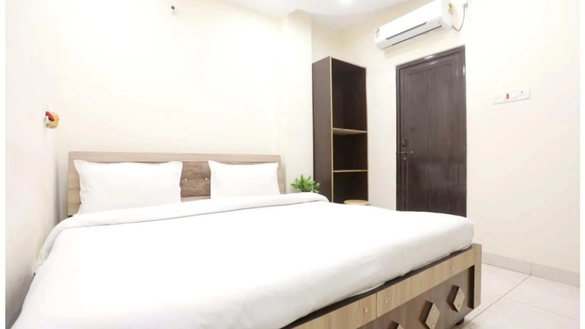 Kashi Nagri Varanasi With Best Facilities And City View Indien
